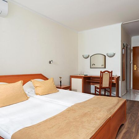 Zefir Hotel 써니비치 외부 사진